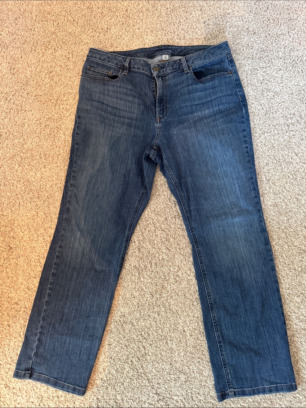 L.L.Bean BeanFlex Straight Leg Jeans in medium blue